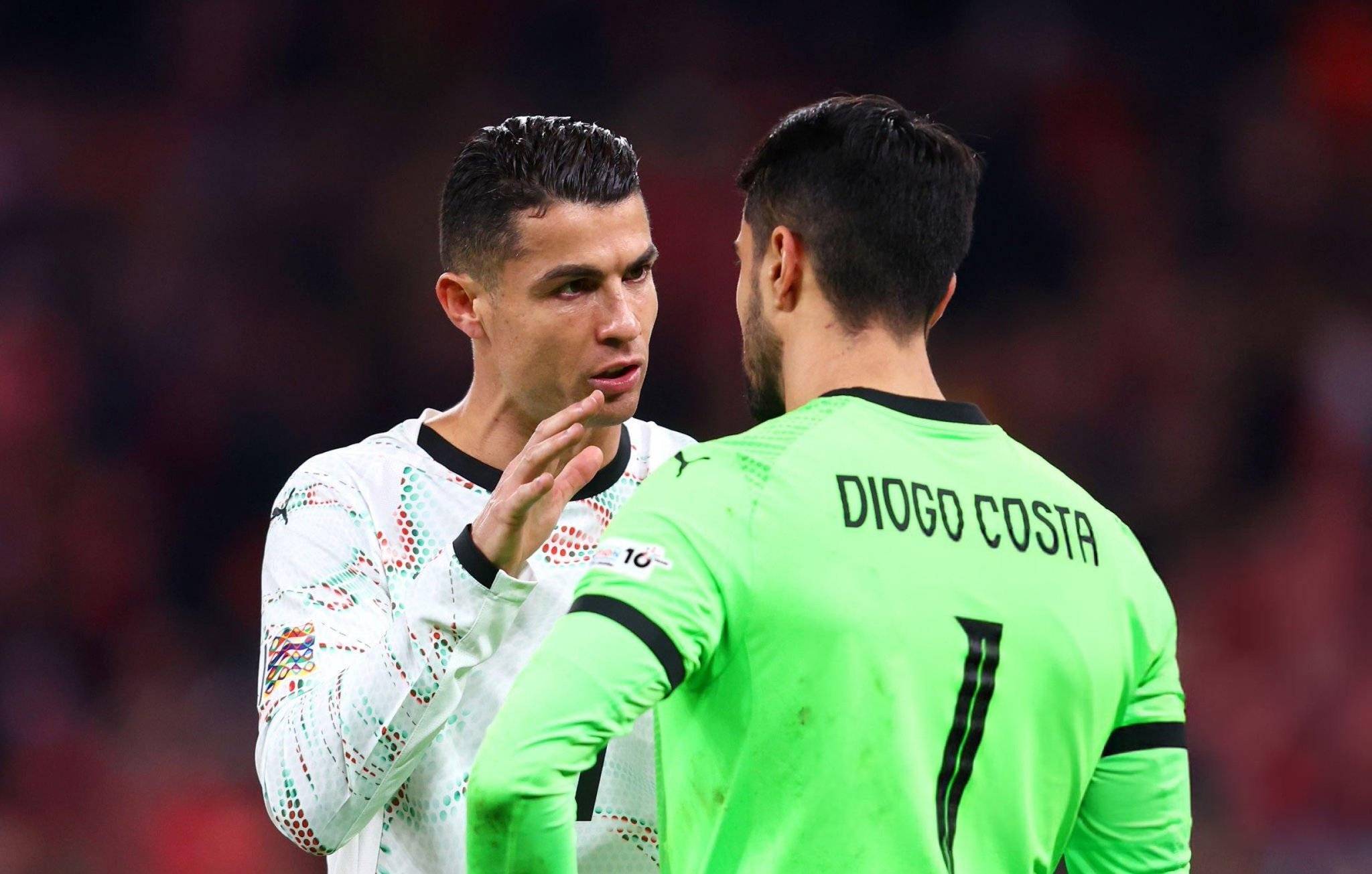 欧洲国家队足球赛事，实力较量精彩绝伦，引发热议