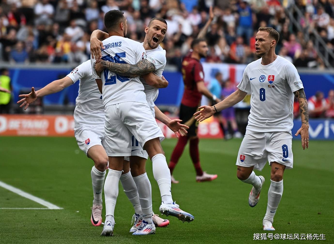 斯洛伐克队胜利在望,欧洲杯资格将尽收囊中,稳步上升 斯洛伐克队胜利在望,欧洲杯资格将尽收囊中,稳步上升