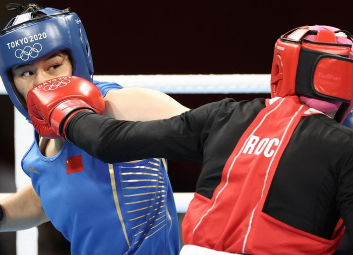 包含DRX血洗BRO,Inspired操刀奇招英雄翻盘鏖战多局成都决赛之夜,强势挺进下一轮的词条 包含DRX血洗BRO,Inspired操刀奇招英雄翻盘鏖战多局成都决赛之夜,强势挺进下一轮的词条