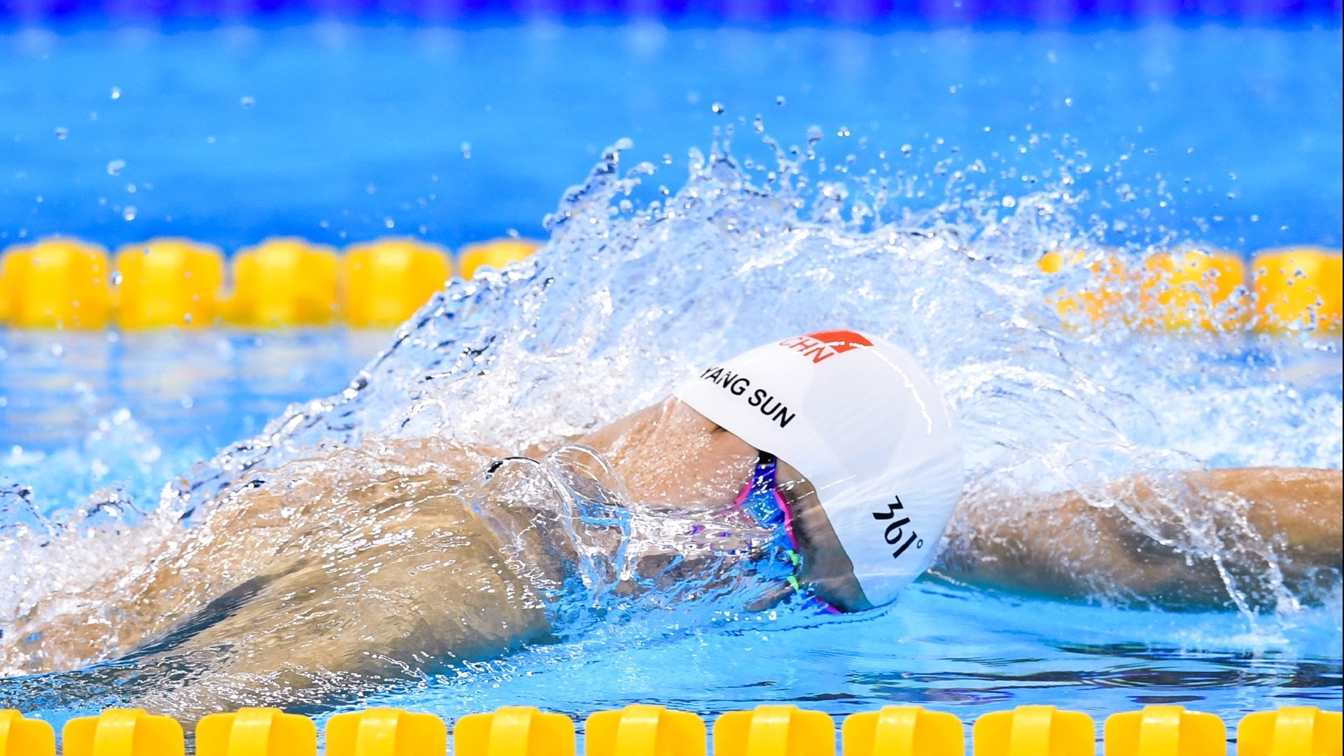 当青春风暴撞上天赋城墙，雷霆魔术之战，约基奇为何成了隐形裁判？