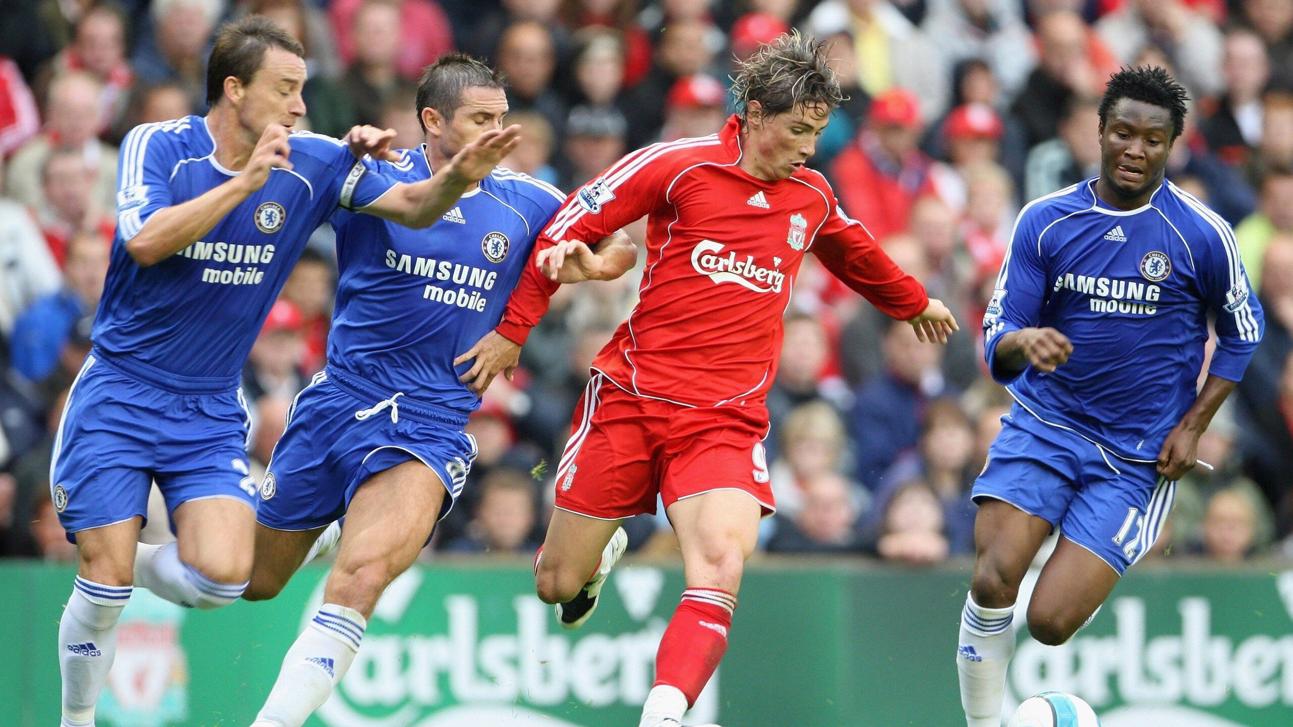 阿拉巴彻底转型！客串后腰的完美演出，他正定义现代中卫的终极形态？